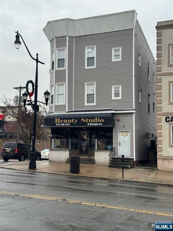Property Photo:  40 Washington Avenue 3B  NJ 07109 