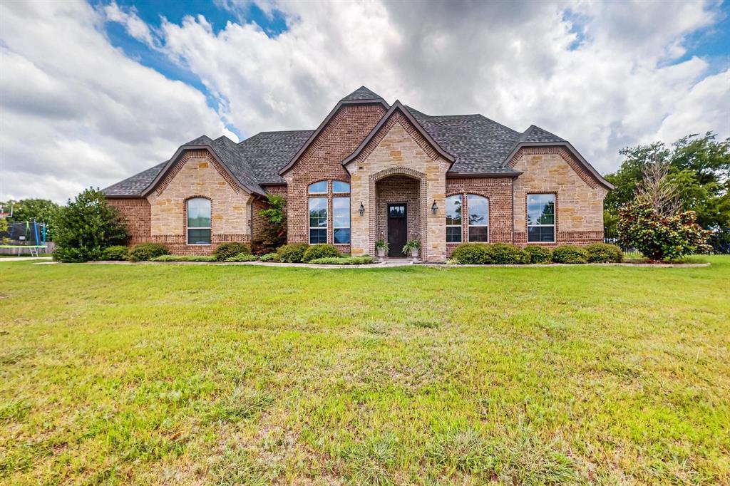 Property Photo:  19121 Shortmeadow  TX 75126 