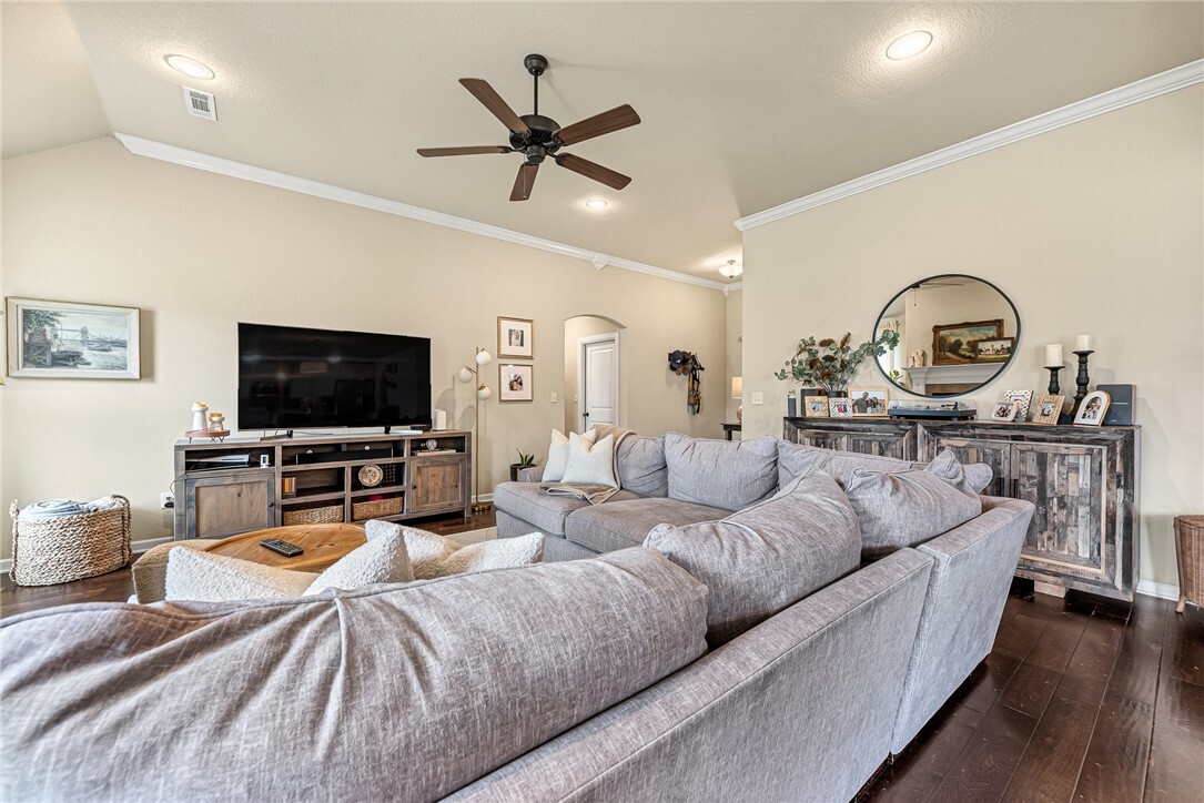 Property Photo:  520 Lancaster Road  AR 72719 
