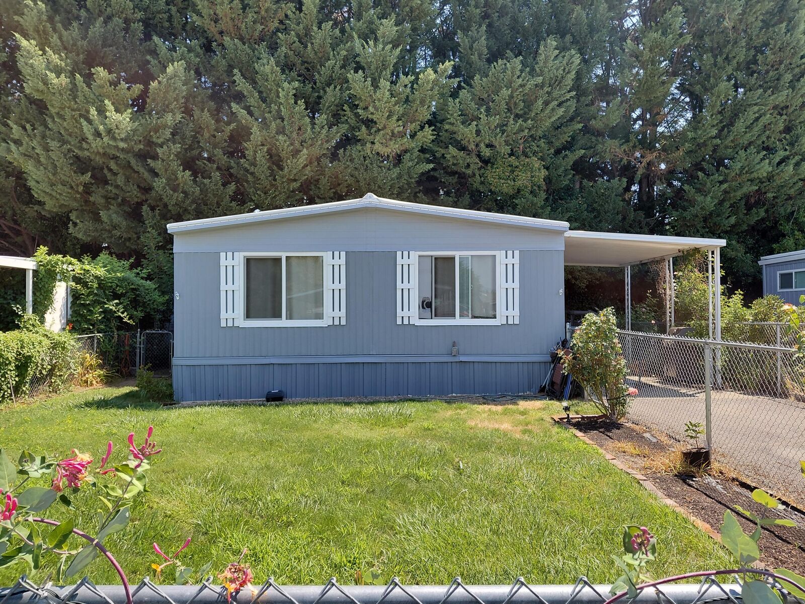 Property Photo: 224 Chestnut Lane OR 97526