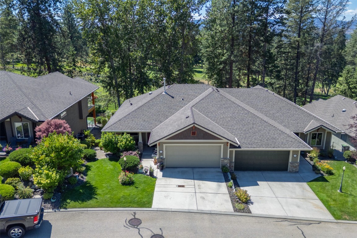 Property Photo:  3452 Camelback Drive  BC V1X 8A8 
