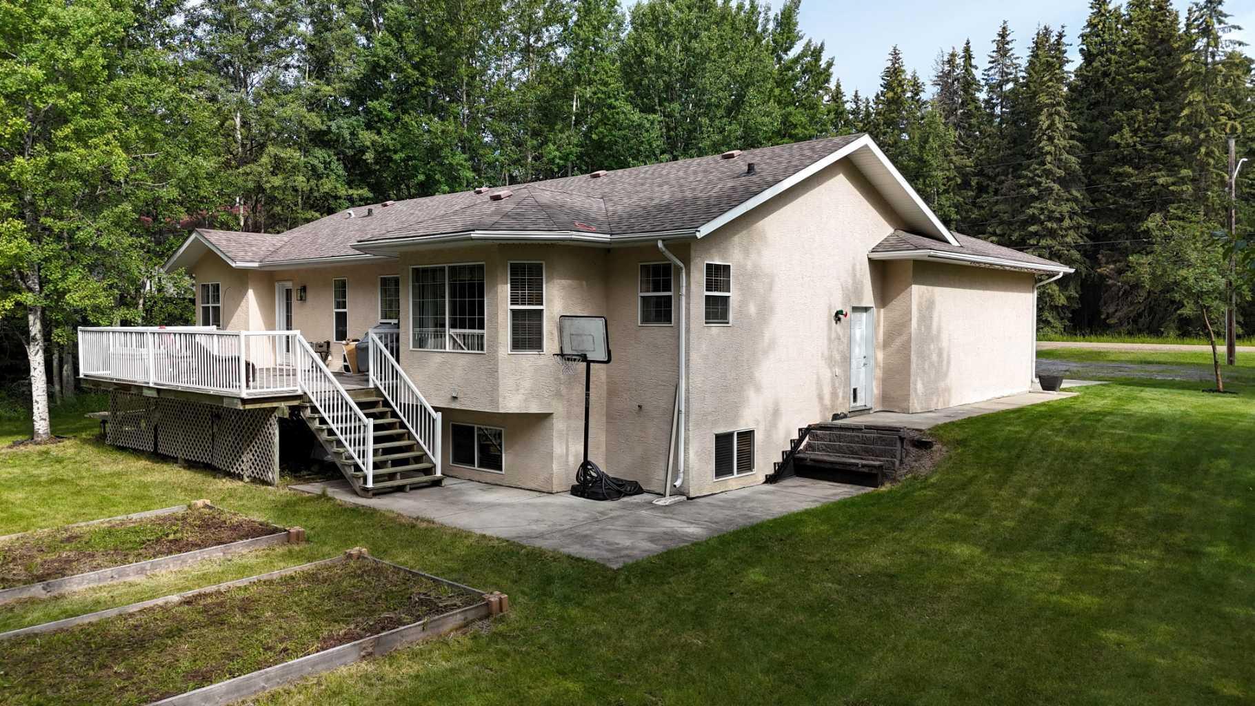 Photo de la propriété: 6405 15 Avenue AB T7E 1S3