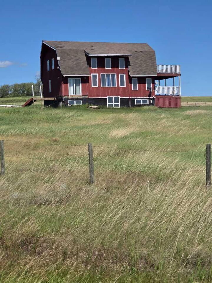 162 Range Road 76405 — photo 1