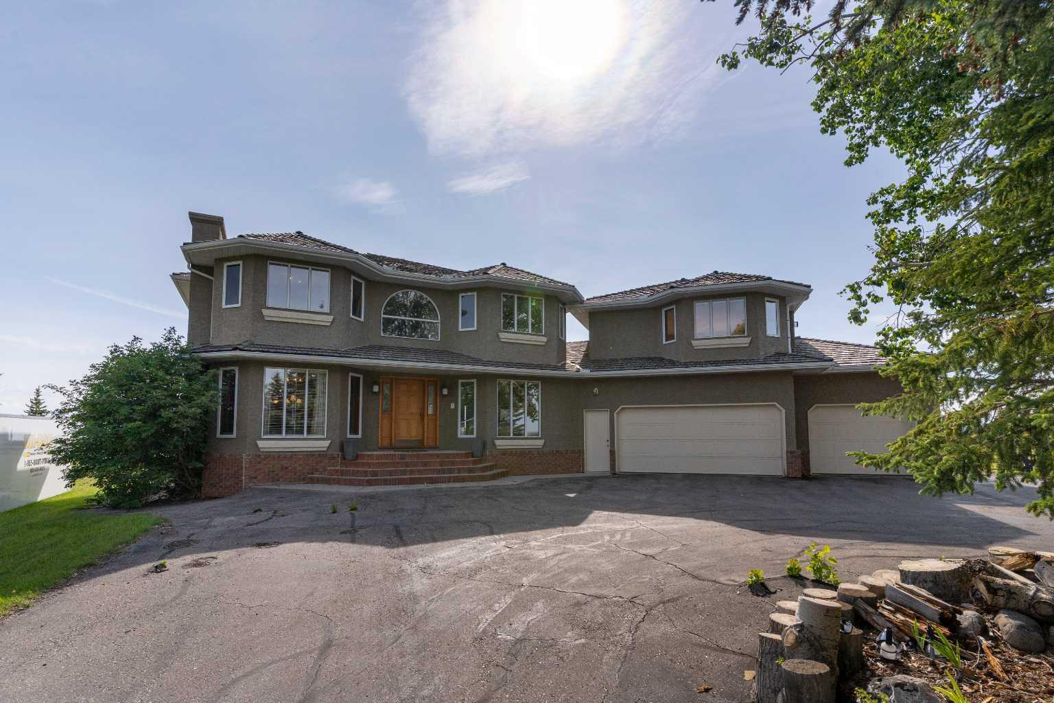 Property Photo: 108 Pleasant View Heights AB T4C 2B3