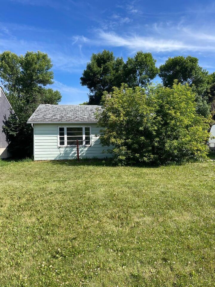 Property Photo: 4829 56th Avenue AB T0G 1E0