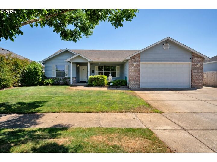 5970 St Helena St  Eugene OR 97402 photo