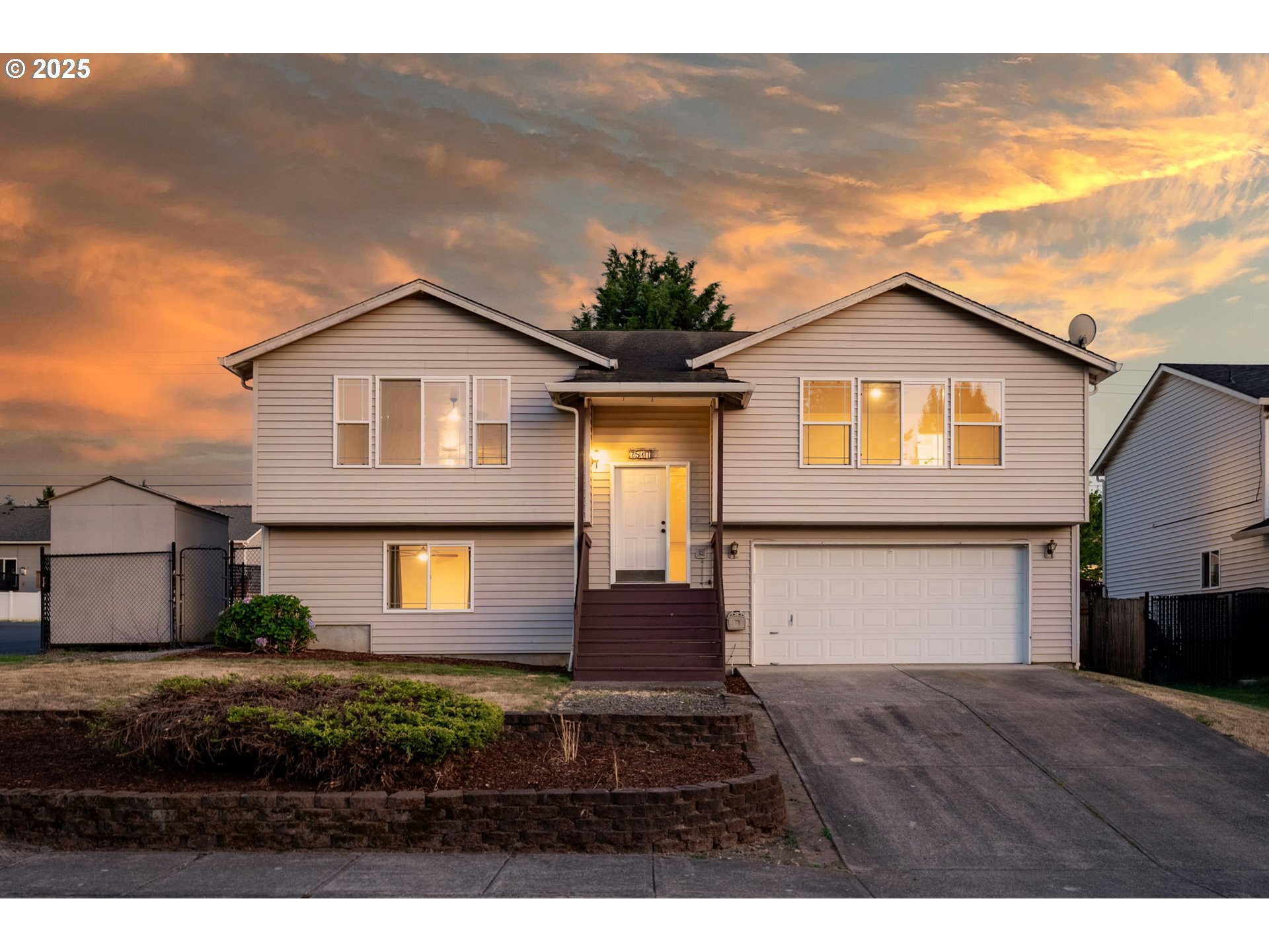 Property Photo: 7517 NE 64th Cir WA 98662