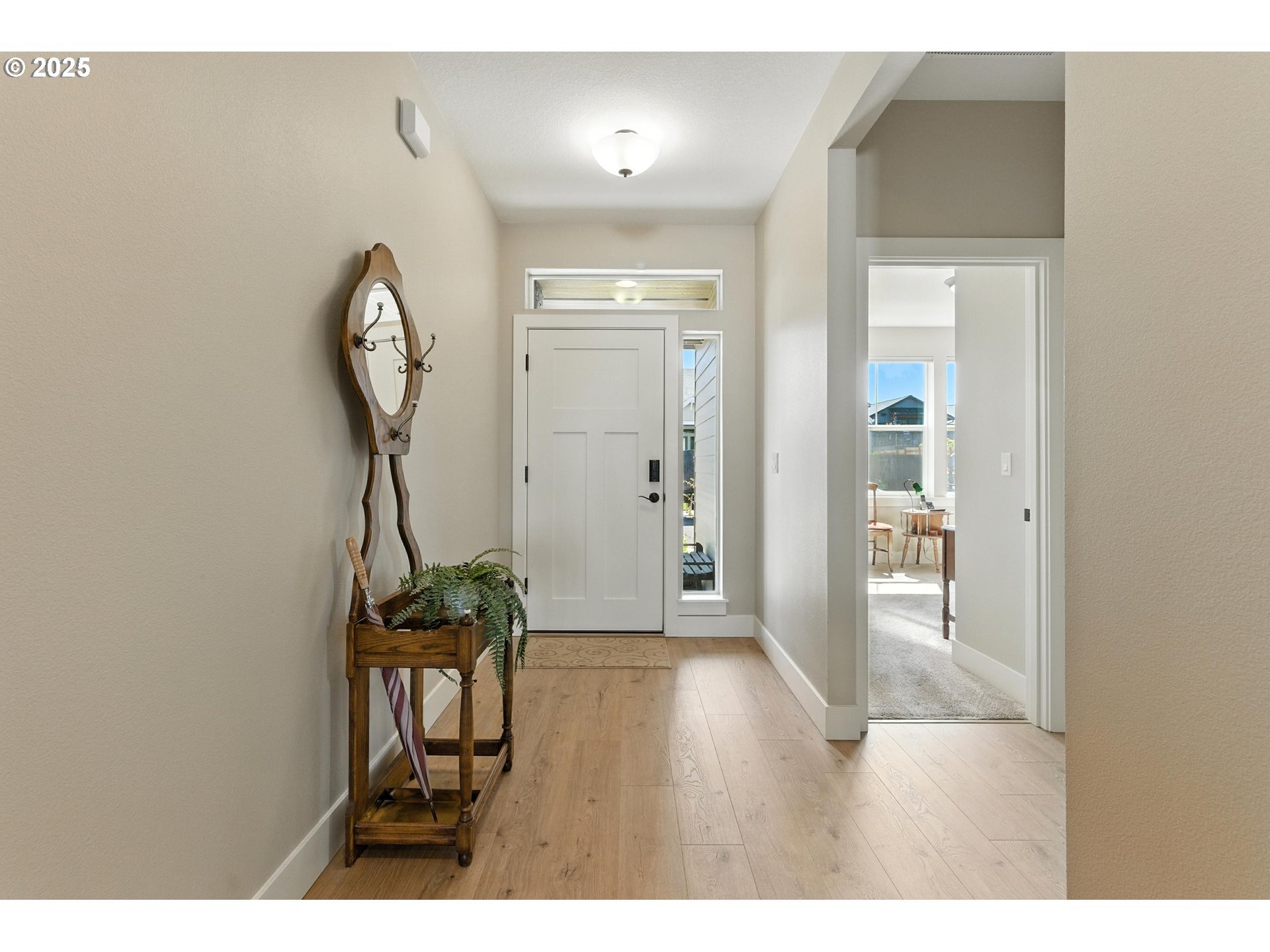 Property Photo:  4951 SW Day Ln  OR 97080 