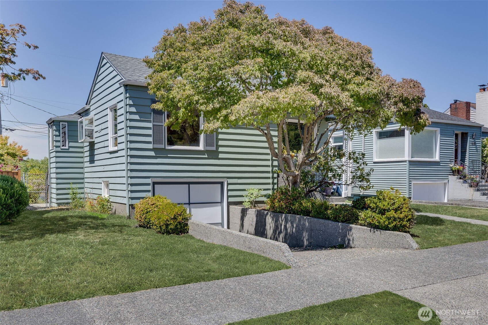 8339  21st Avenue NW  Seattle WA 98117 photo