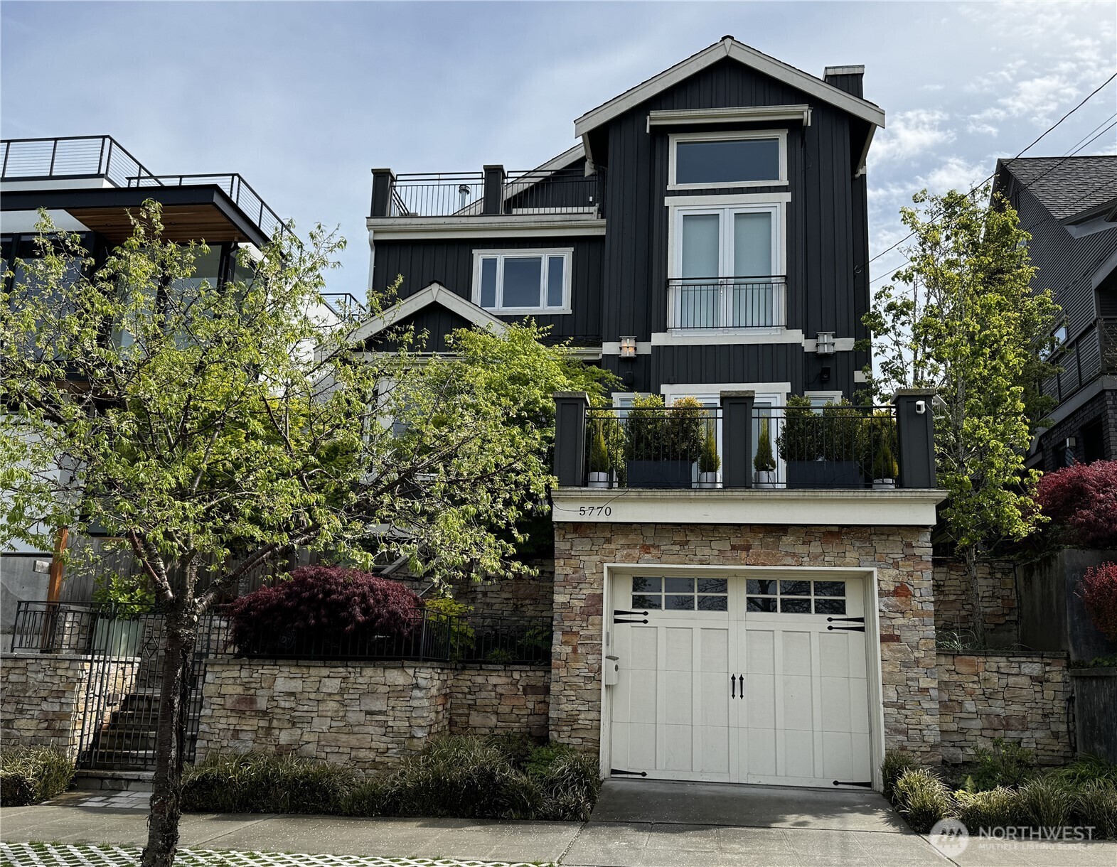 Property Photo:  5770  Ashworth Avenue N  WA 98103 