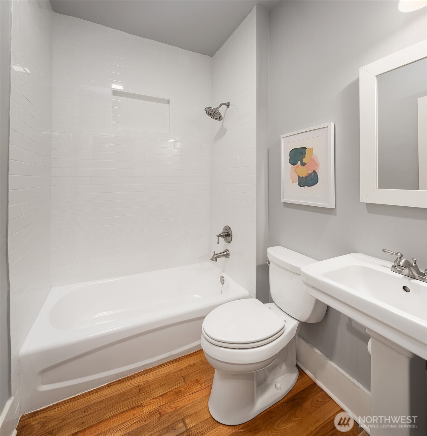Property Photo: 402 31st Avenue E WA 98112