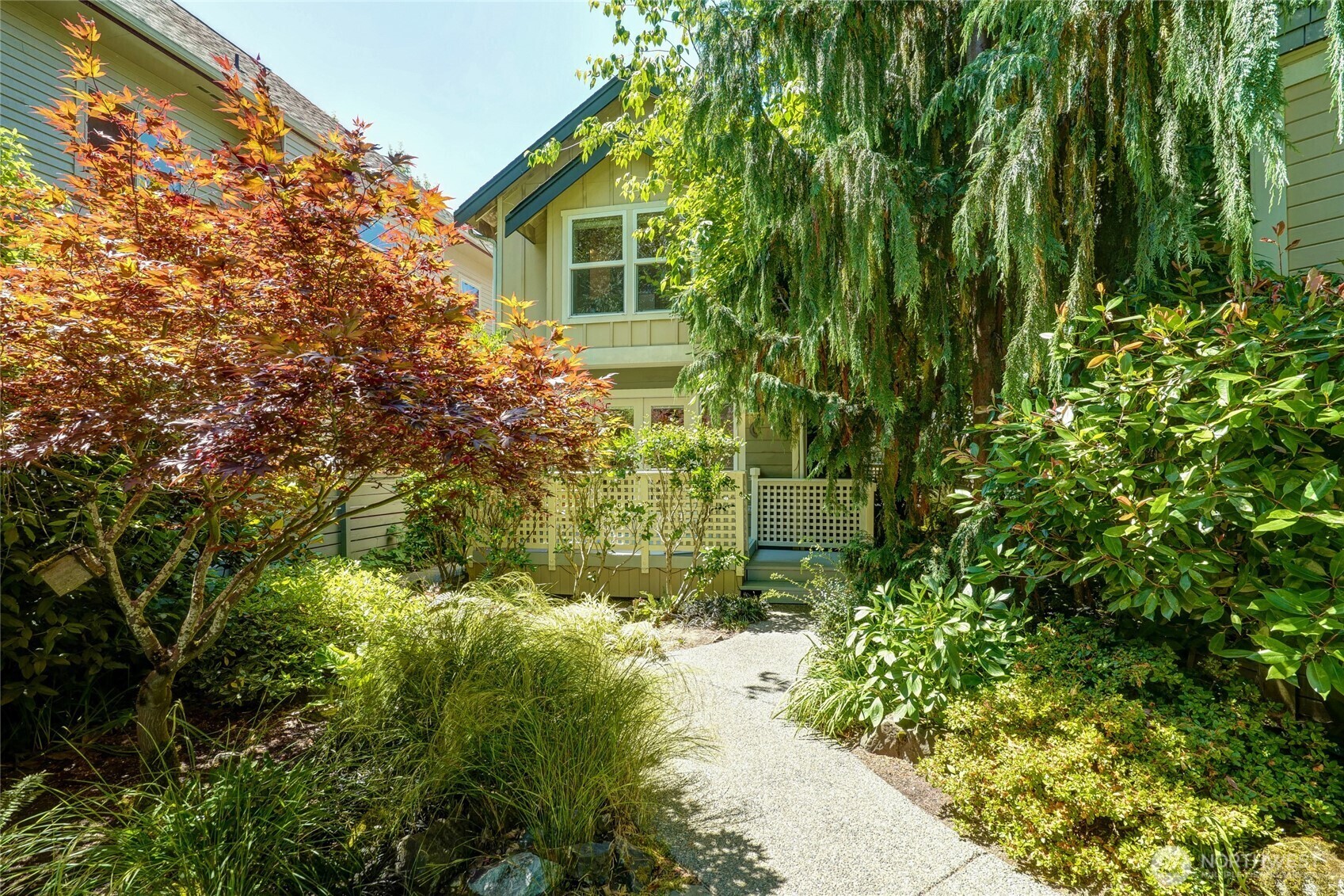 917  18th Avenue C  Seattle WA 98122 photo