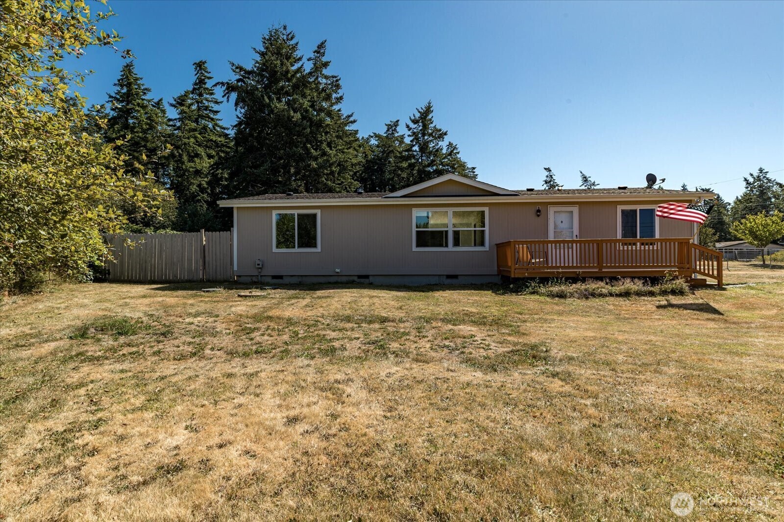 Property Photo:  1624  Allyson Street  WA 98277 