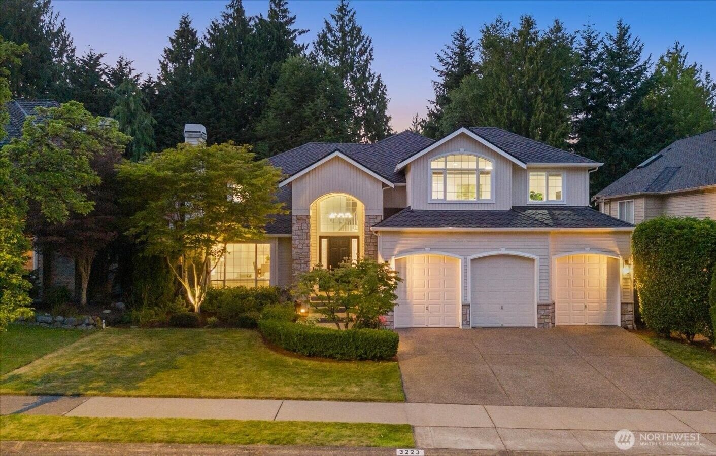 Property Photo: 3223 156th Place SE WA 98012