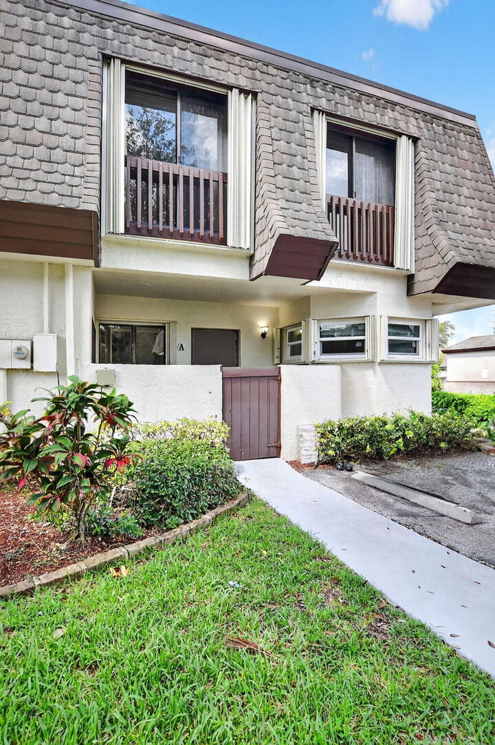 Property Photo: 9375 SW 61st Way A12 FL 33428