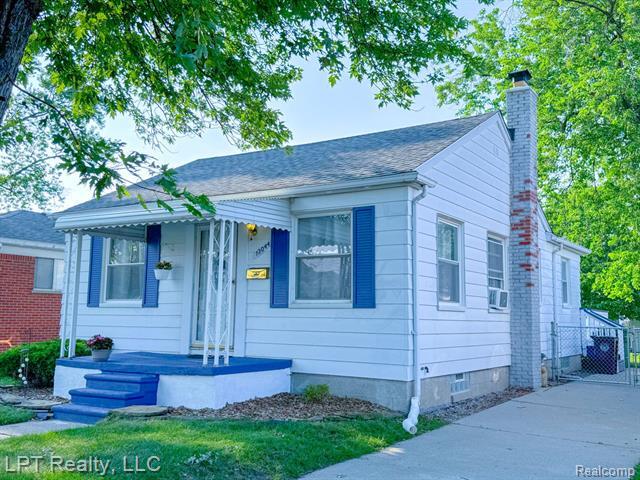 Property Photo:  13044 Cunningham Street  MI 48195 