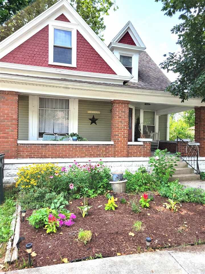 Property Photo: 914 Liberty Ave IN 47374