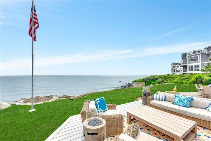 10 Calef Avenue  Narragansett RI 02882 photo