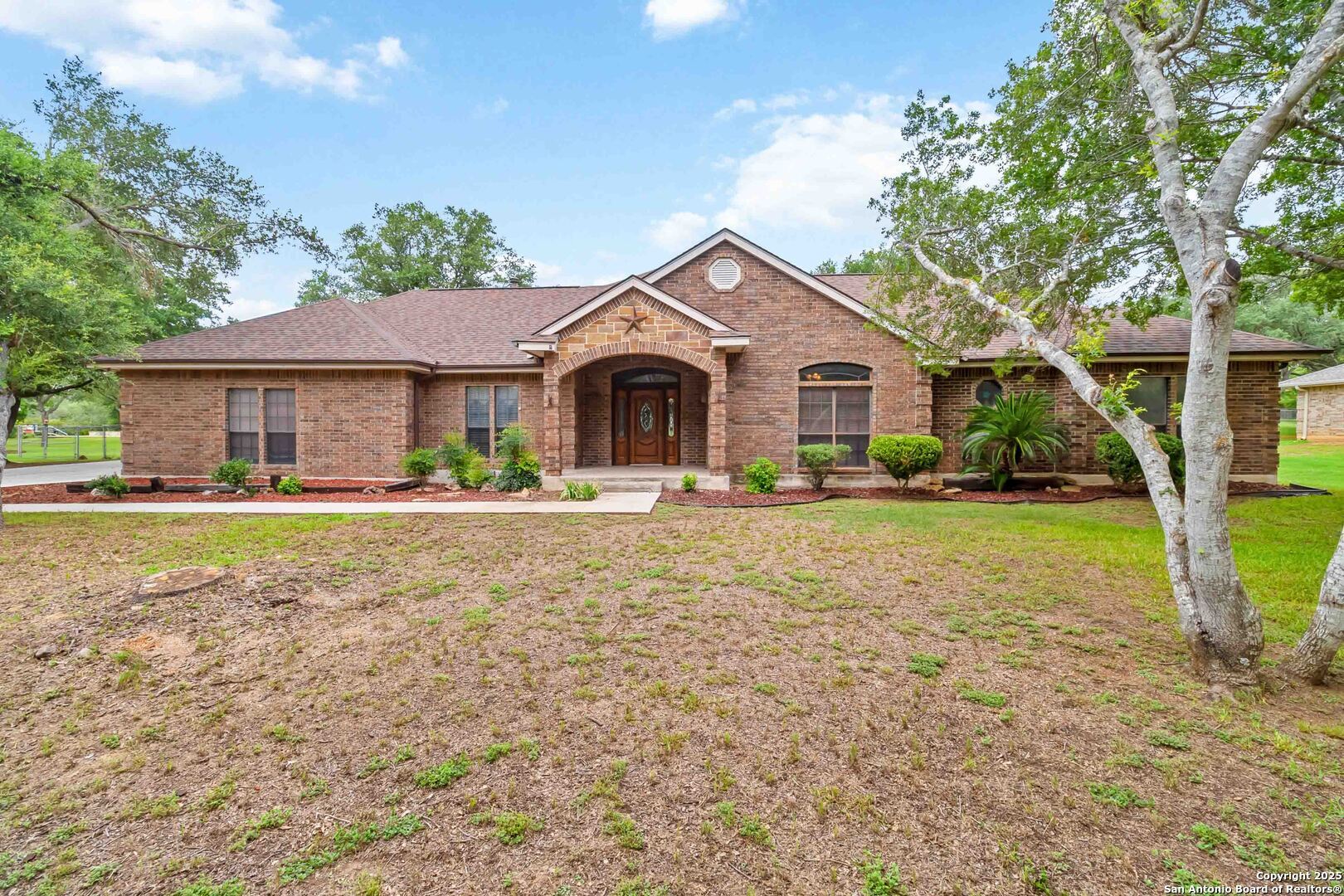 Property Photo: 3214 Triple Mdws TX 78263