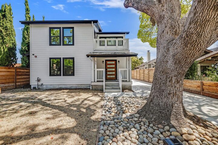 Property Photo: 35 Arch Street CA 94062
