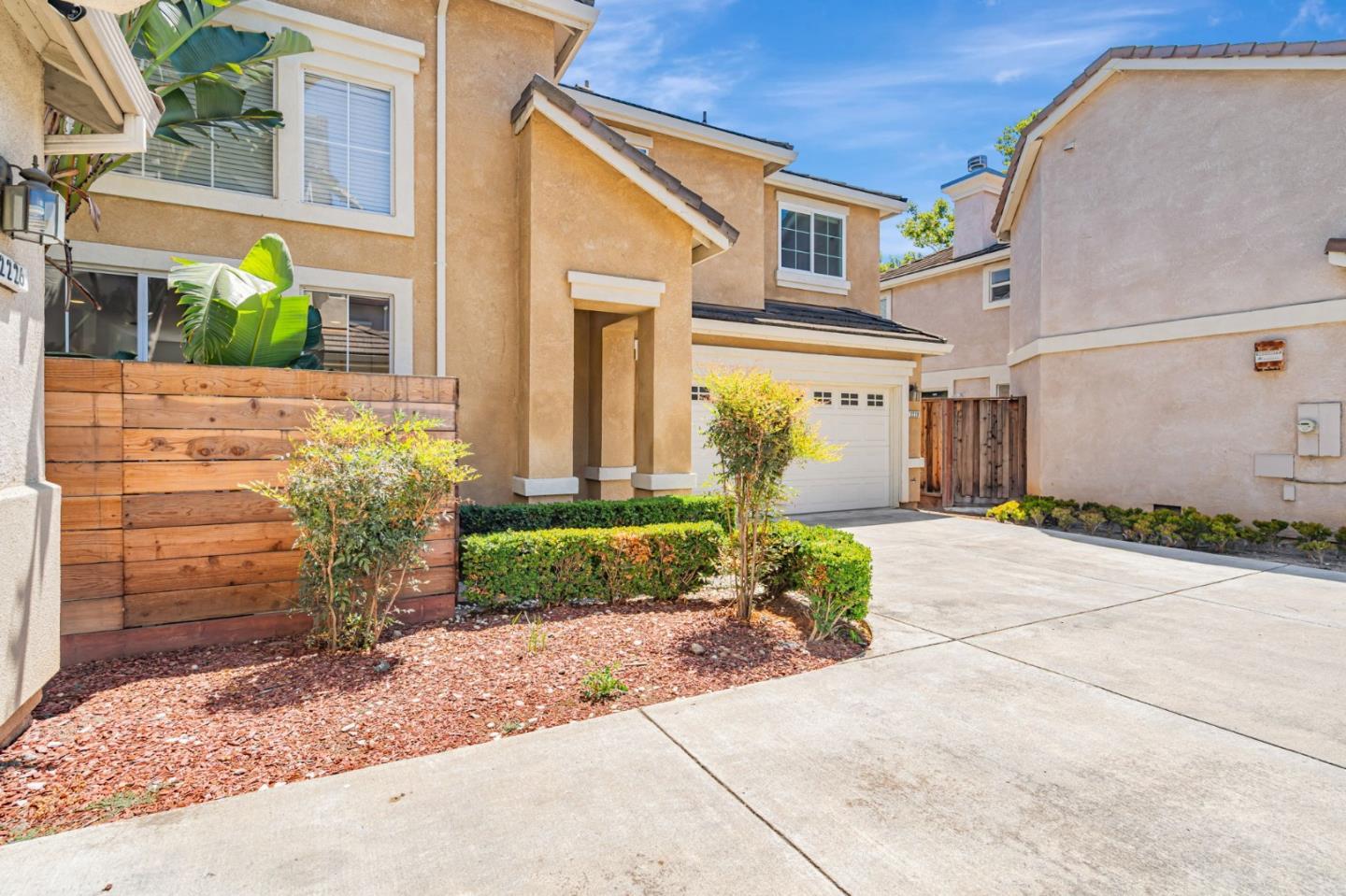 Property Photo: 2220 Pettigrew Drive CA 95148