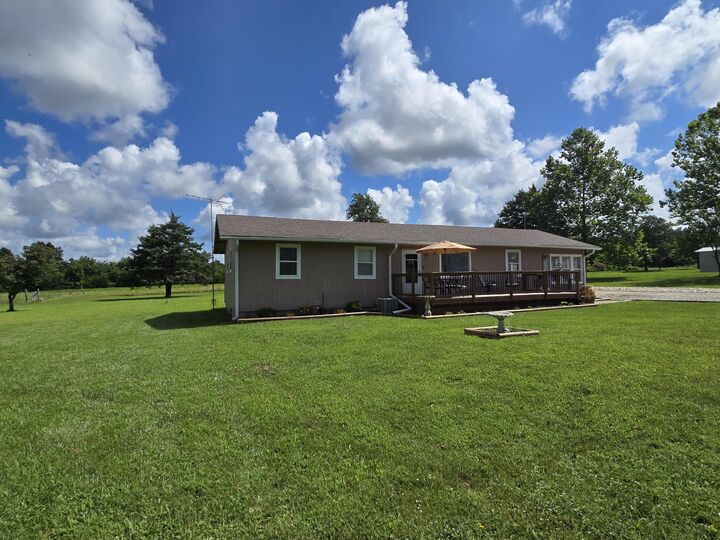 Property Photo: 21405 County Rd 295 Loop MO 65668