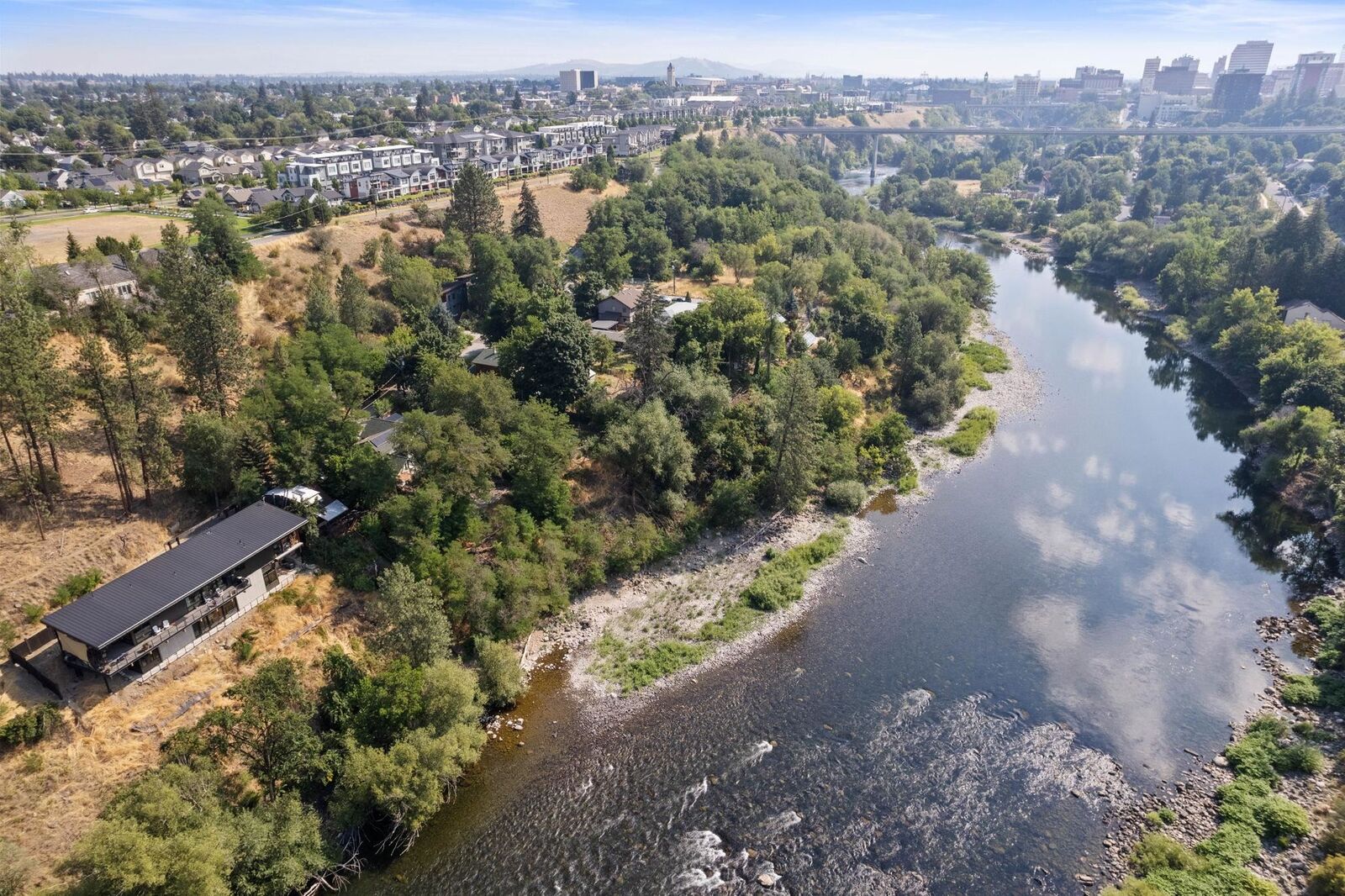 Property Photo:  2114 W Falls Ave  WA 99201 