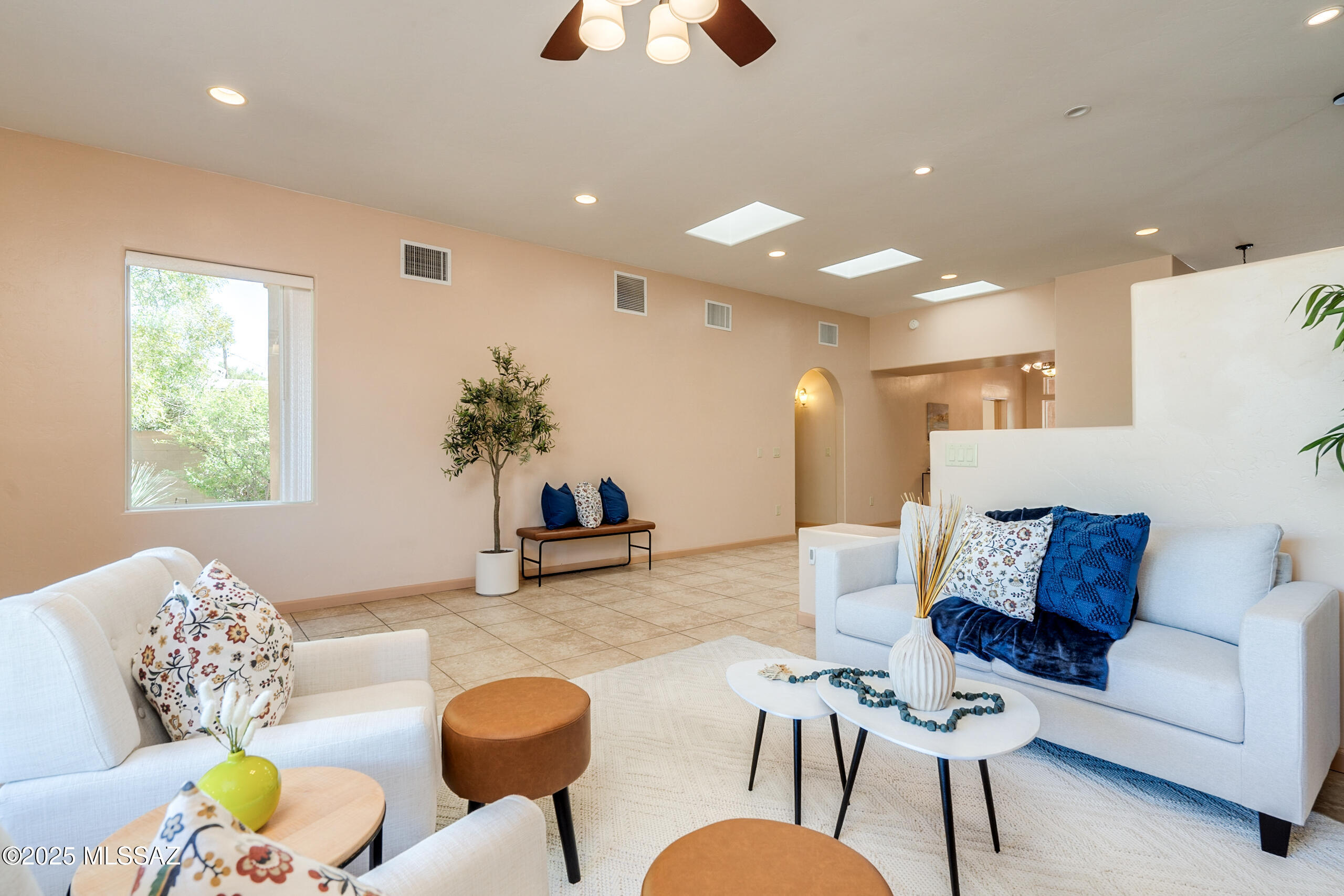 Property Photo:  6521 E Marta Hillgrove  AZ 85710 