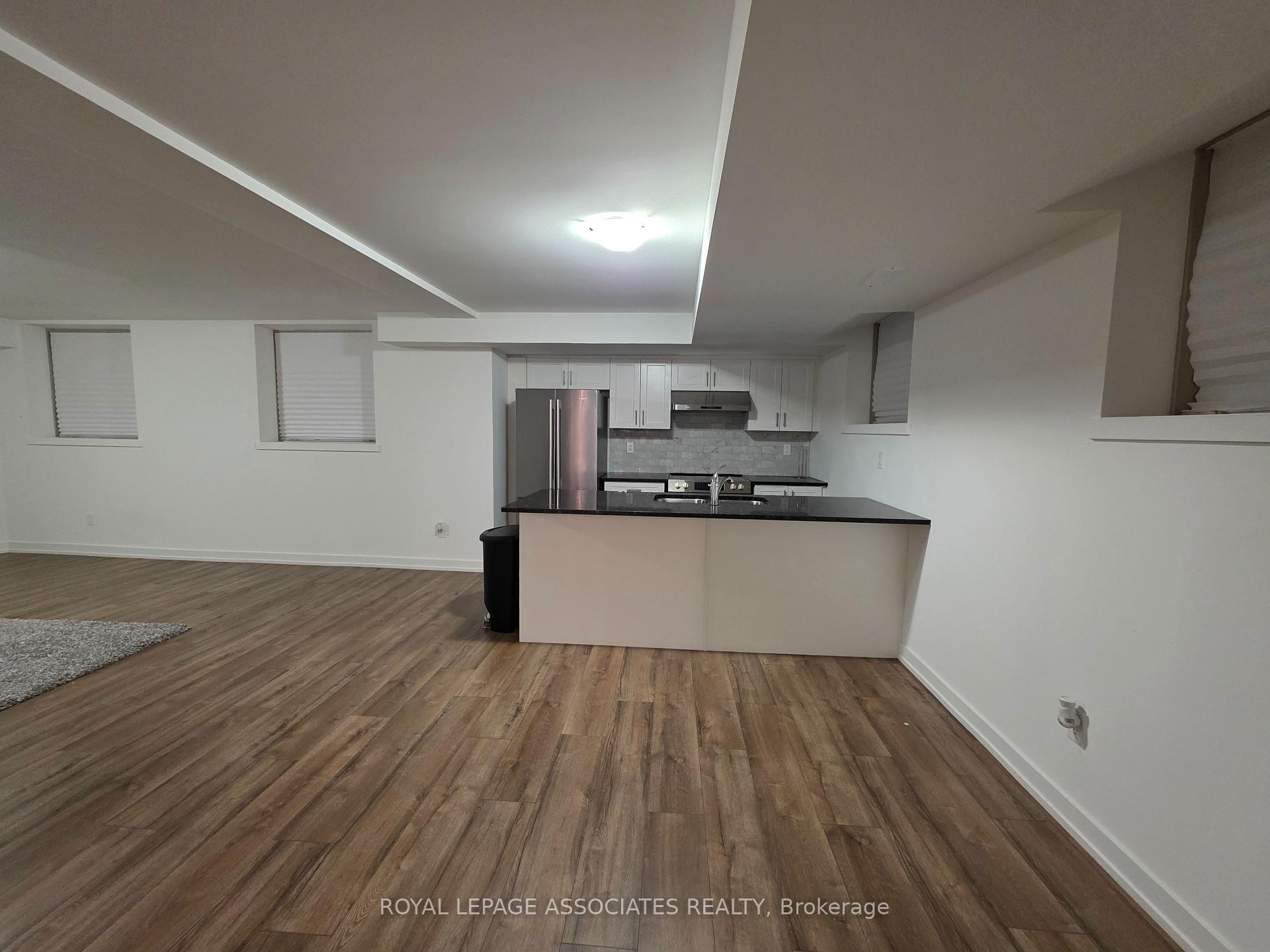 Property Photo: 33 - 400 Finch Avenue ON L1V 0G7