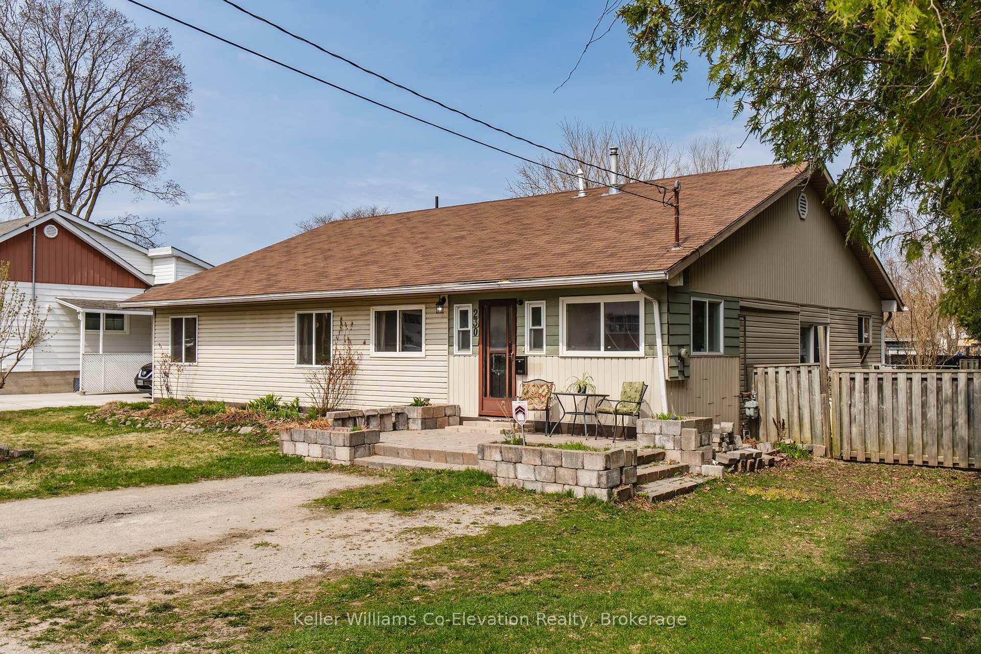 Property Photo: 230 Elizabeth Street ON L4R 1Y4
