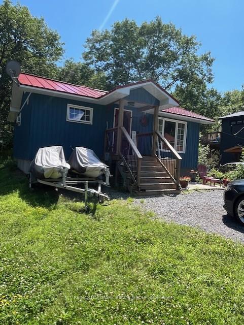 Property Photo: 715 Bayview Drive ON K0A 3M0
