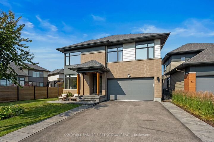 Photo de la propriété: 375 Serenade Crescent ON K1X 0B9