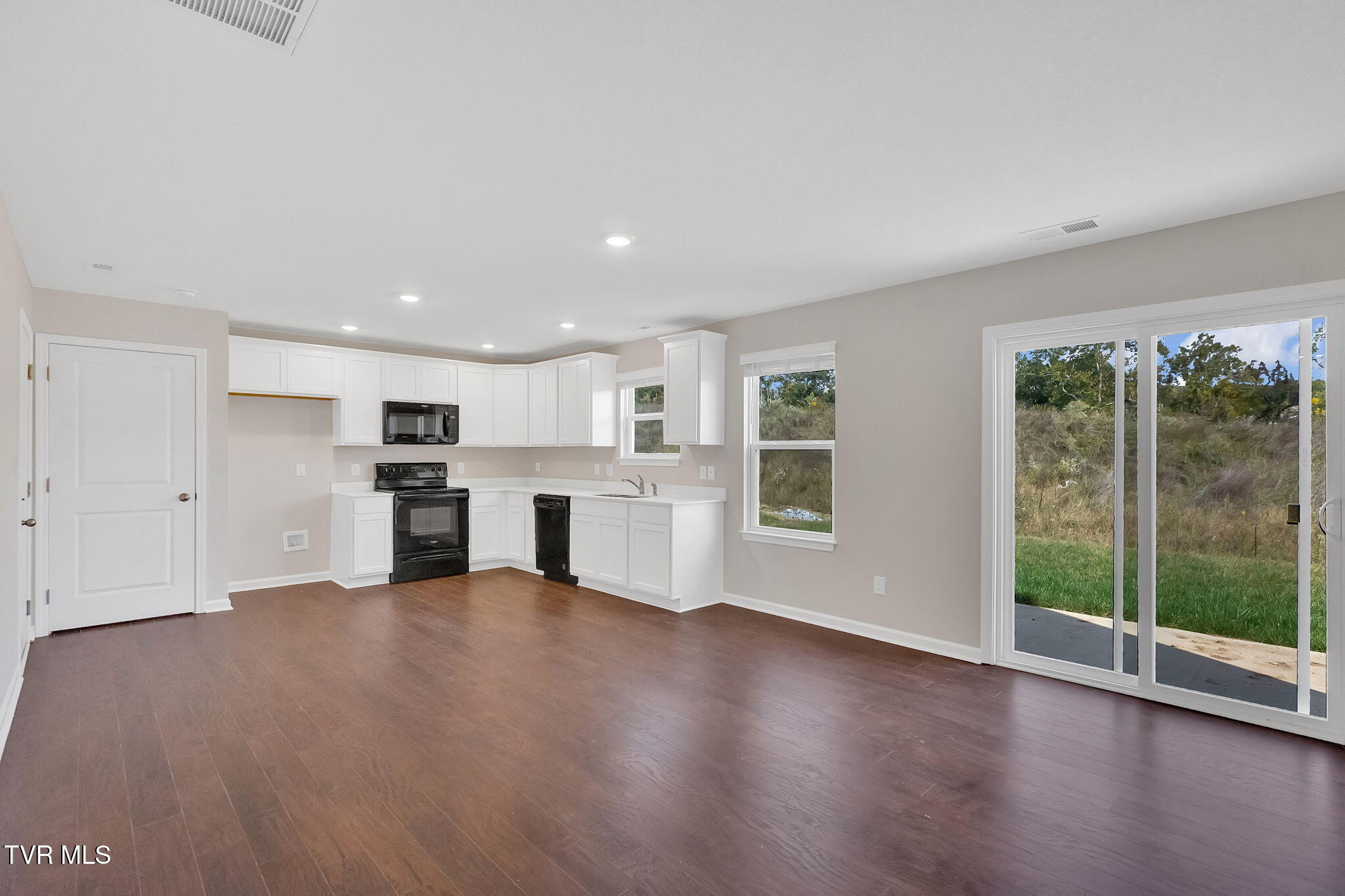 Property Photo: 1144 Aspen Terrace TN 37745