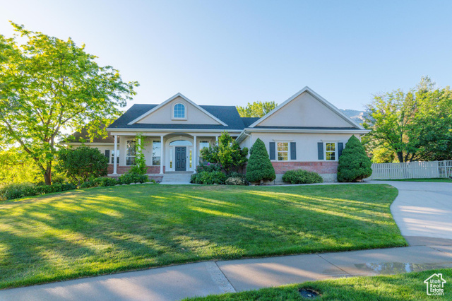 Property Photo:  653 E Hampton Ct  UT 84004 