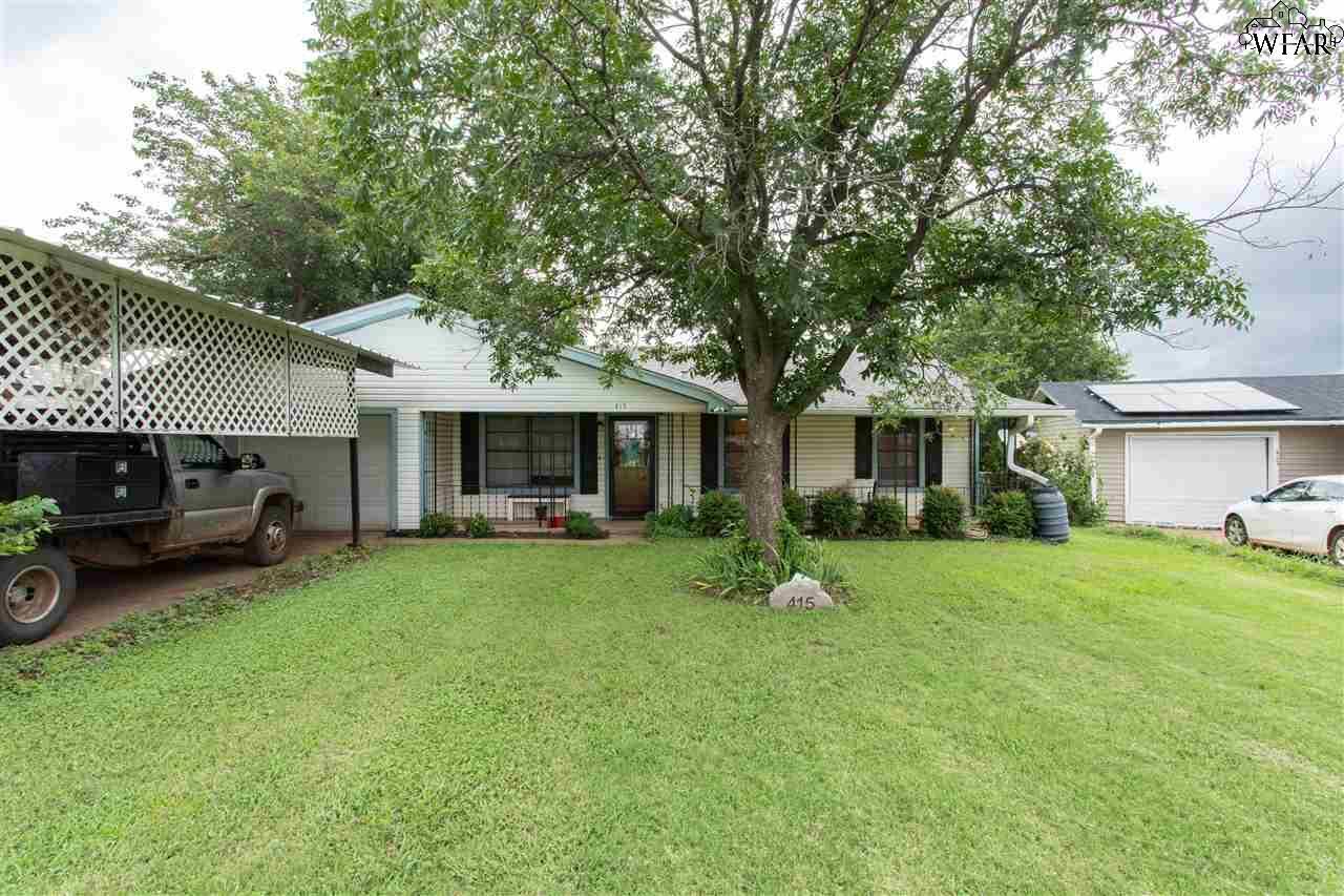 415 E Ida Avenue  Electra TX 76360 photo