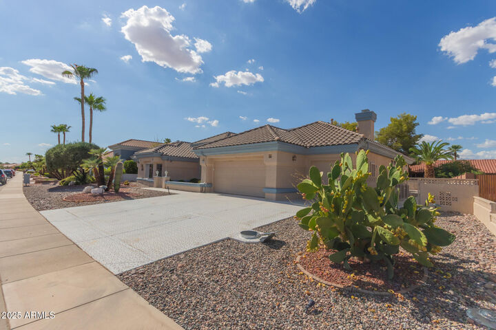 Property Photo: 14424 W Futura Drive AZ 85375