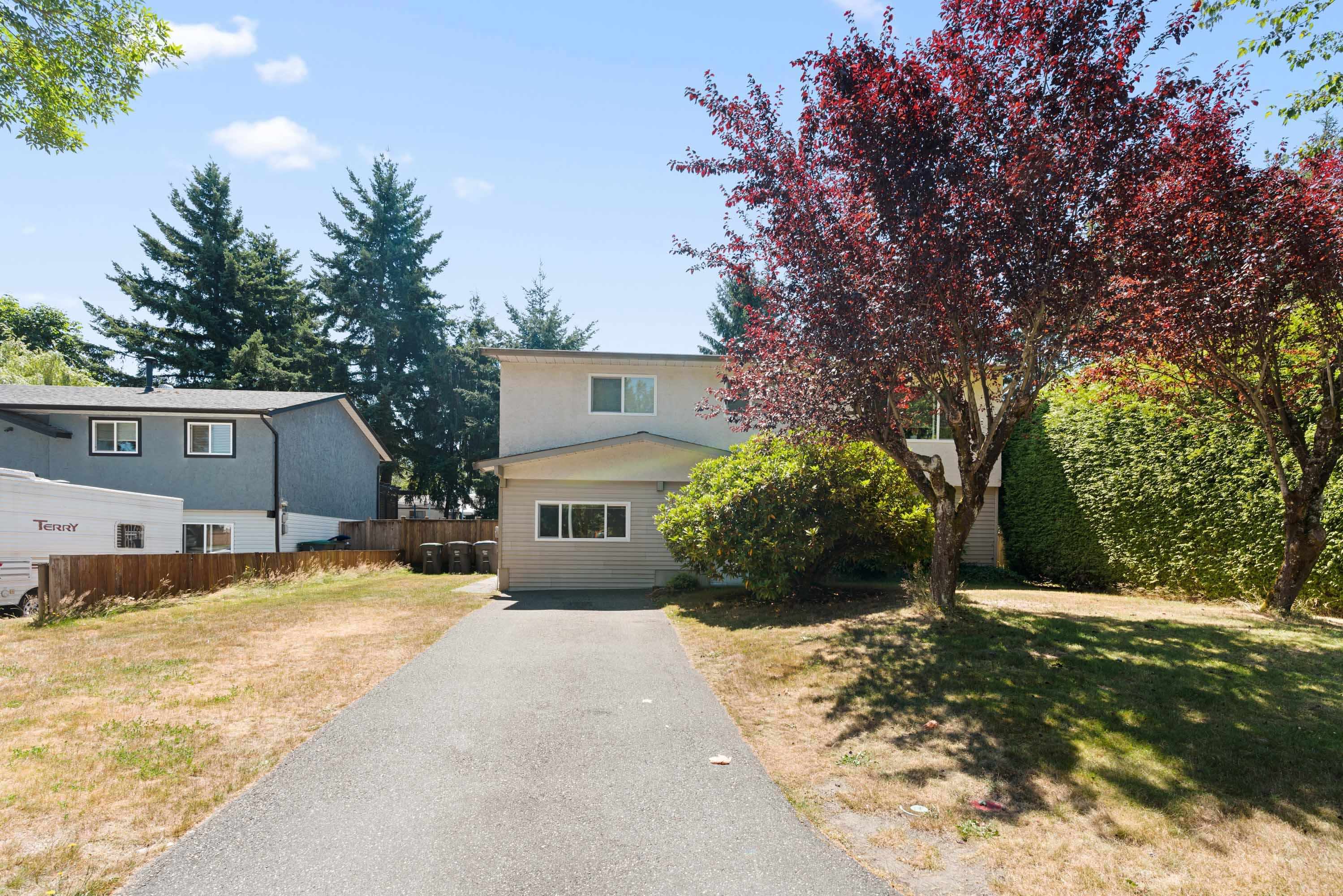 Property Photo: 18340 63A Avenue BC V3S 8A8
