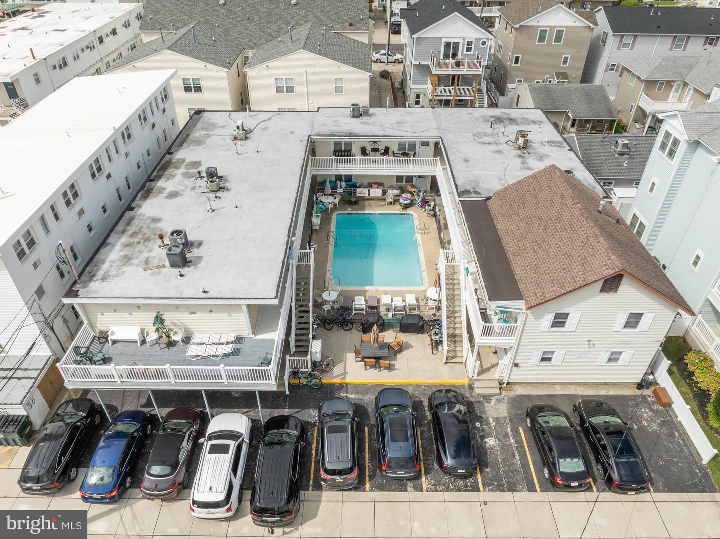 Property Photo:  506 E 12th Avenue 2  NJ 08260 