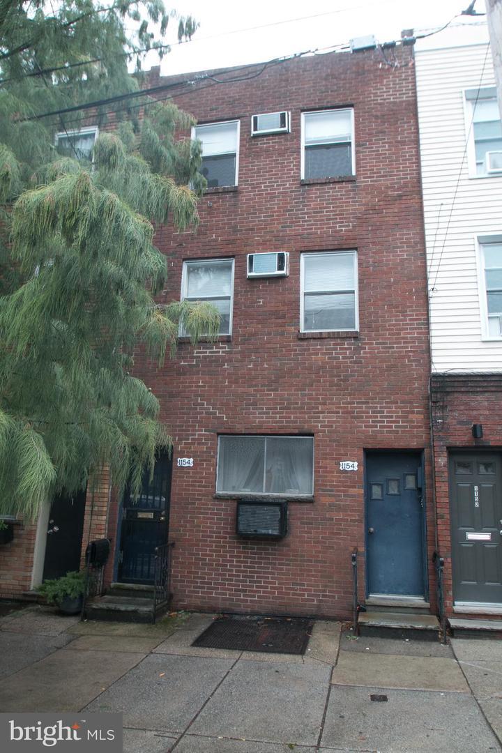 Property Photo: 1154 S 11th Street 3 PA 19147