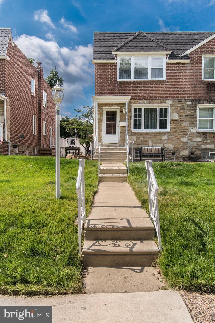 8119 Cresco Avenue  Philadelphia PA 19136 photo