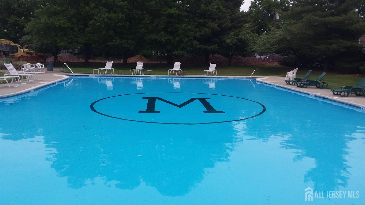 172 Evergreen Road 15B  Edison NJ 08837 photo