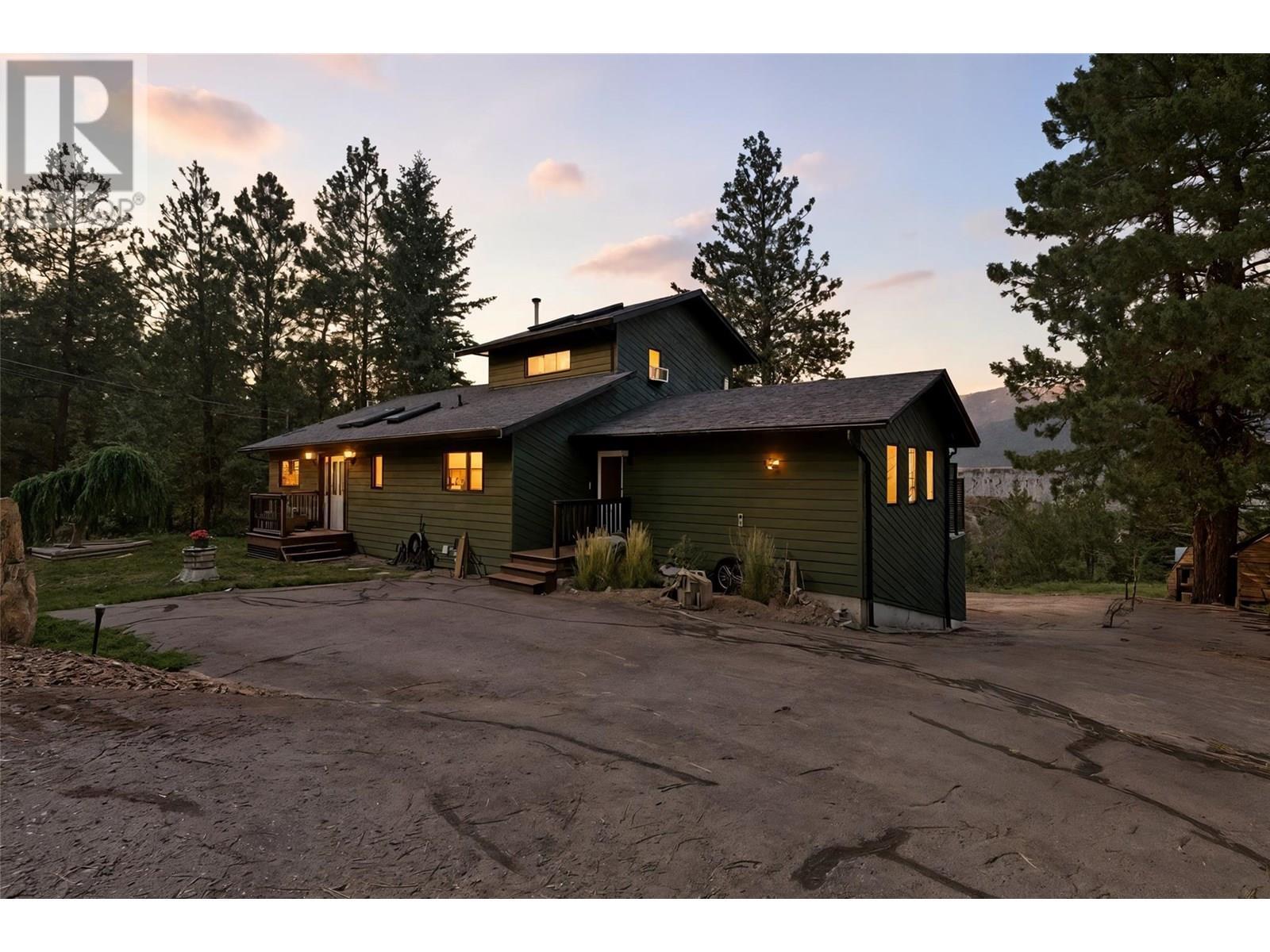 4930 Uplands Drive  Kamloops BC V2C 6S9 photo