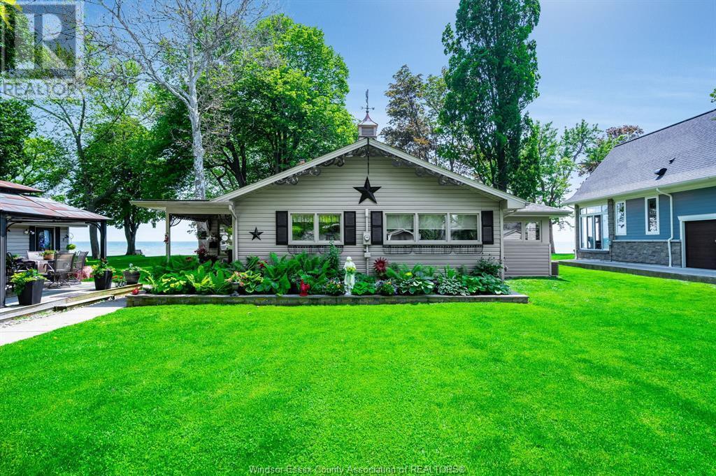 Property Photo:  959-961 Waters Beach Drive  ON N0R 1G0 