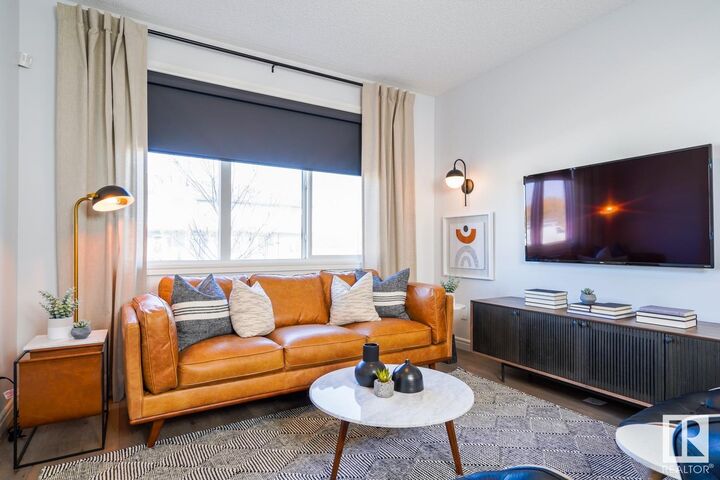 Property Photo:  164 Savoy Crescent  AB T8H 2Y3 