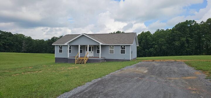 Property Photo: 1368 Bennie Camp Road TN 37327