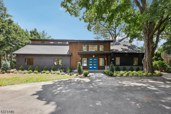 Property Photo: 12 Rocky Point Rd NJ 07421