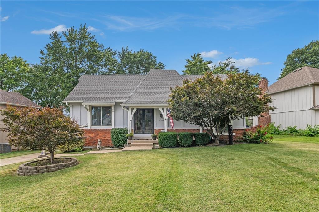 Property Photo: 10226 Gillette Street KS 66215
