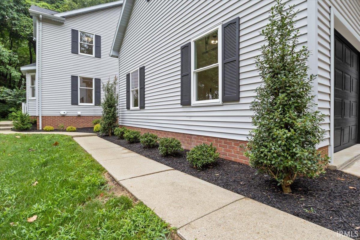 Property Photo: 5188 Lenn Road IN 47630