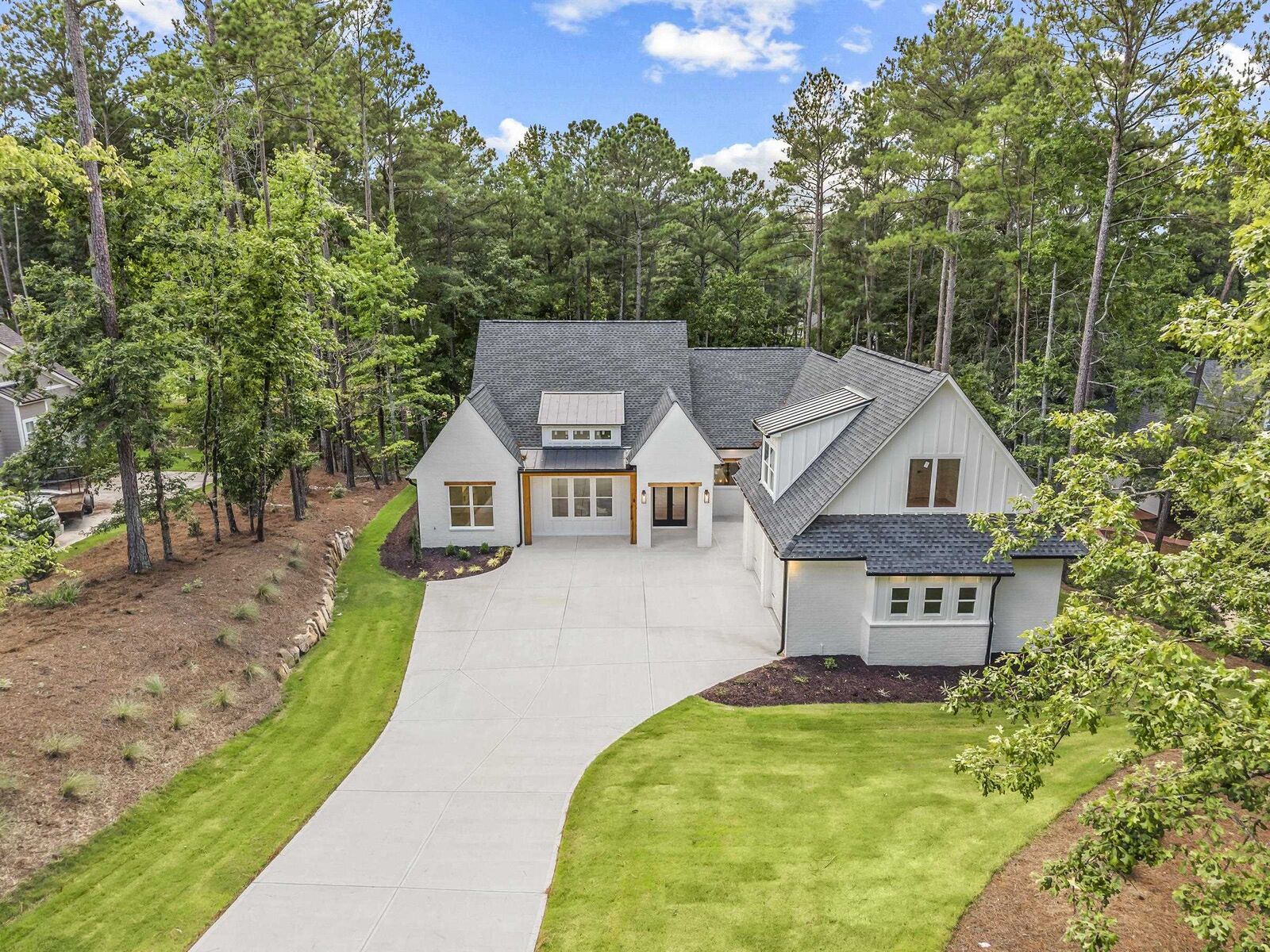 Property Photo:  1070 Shadow Creek Way  GA 30642 