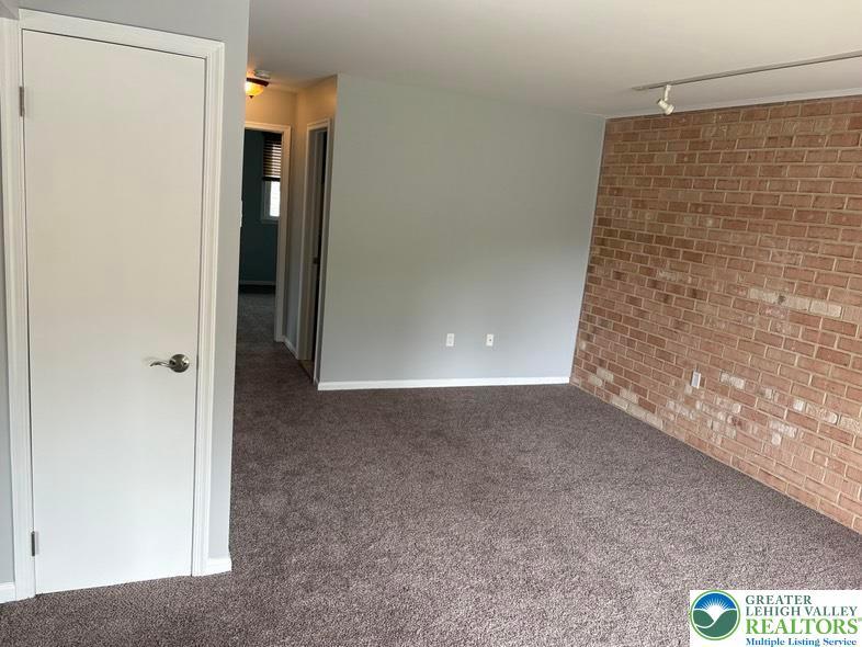Property Photo: 4057 Vaughn Street PA 18045